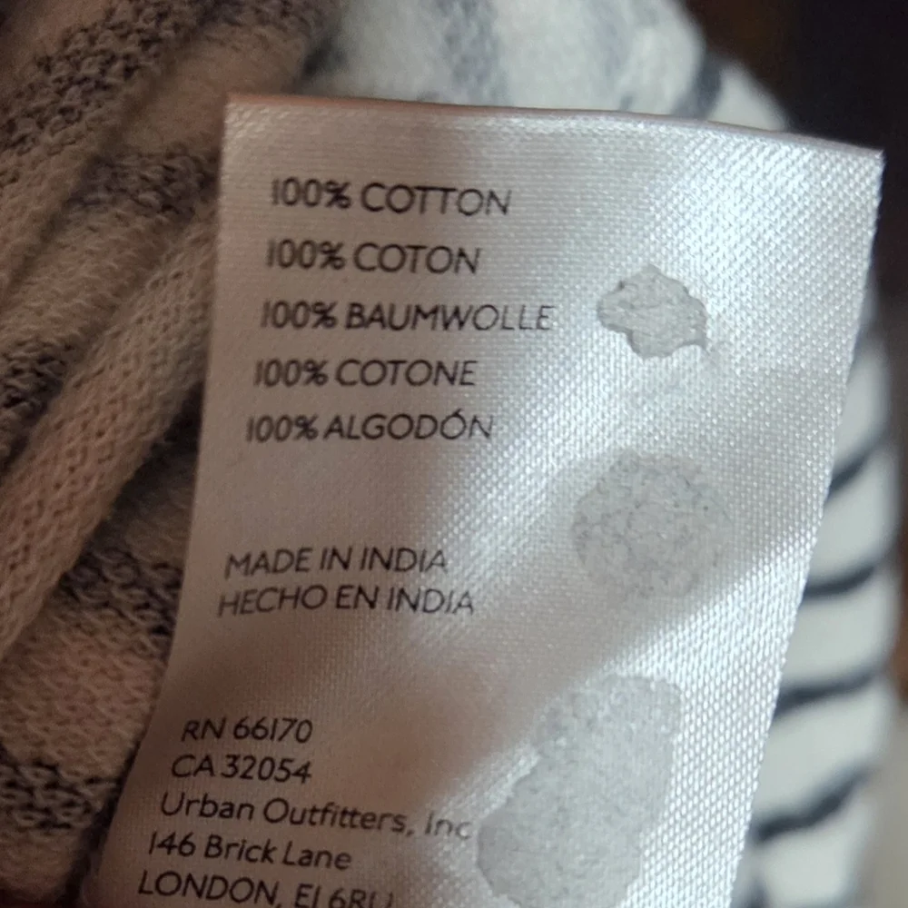 Anthropologie Pilcro Spliced Henley Top Black White Striped Size Small - Picture 8 of 8